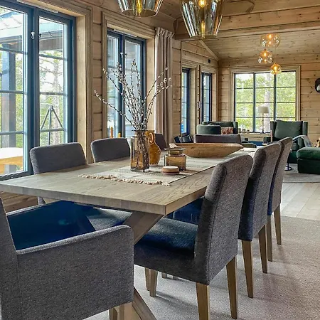 3 Bedroom Beautiful In