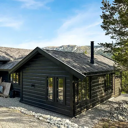 Dom wakacyjny 3 Bedroom Beautiful In Lesjaverk